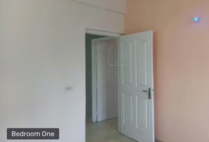 Room in 3 BHK Apartment at Tulip Orange, Sector 70 – for Rent