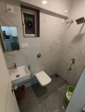 Bathroom in 1 BHK Apartment at Andheri West – for Rent