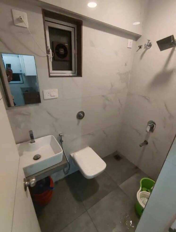 Bathroom, andheri west 1 Bedroom 380 Sq.Ft. Apartment In Andheri West Mumbai 9616452