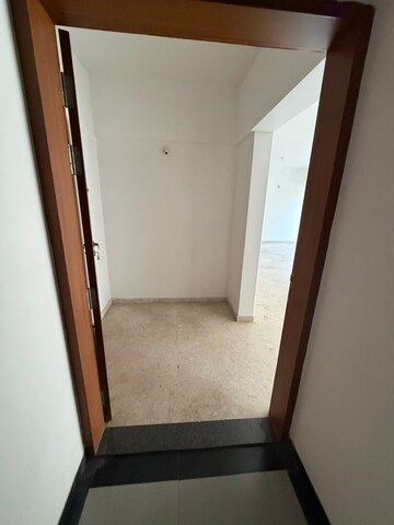 Room in 4 BHK Apartment at Panchshil Eon Waterfront I, Kharadi – for Rent