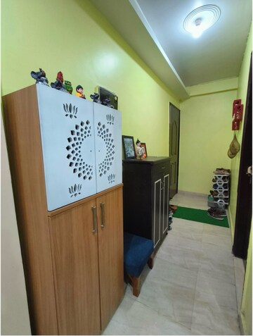 Furnished Amenities in 3 BHK Builder Floor at Geeta Colony – for Sale