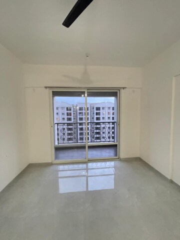 Room in 3 BHK Apartment at Nyati Era, Dhanori – for Rent