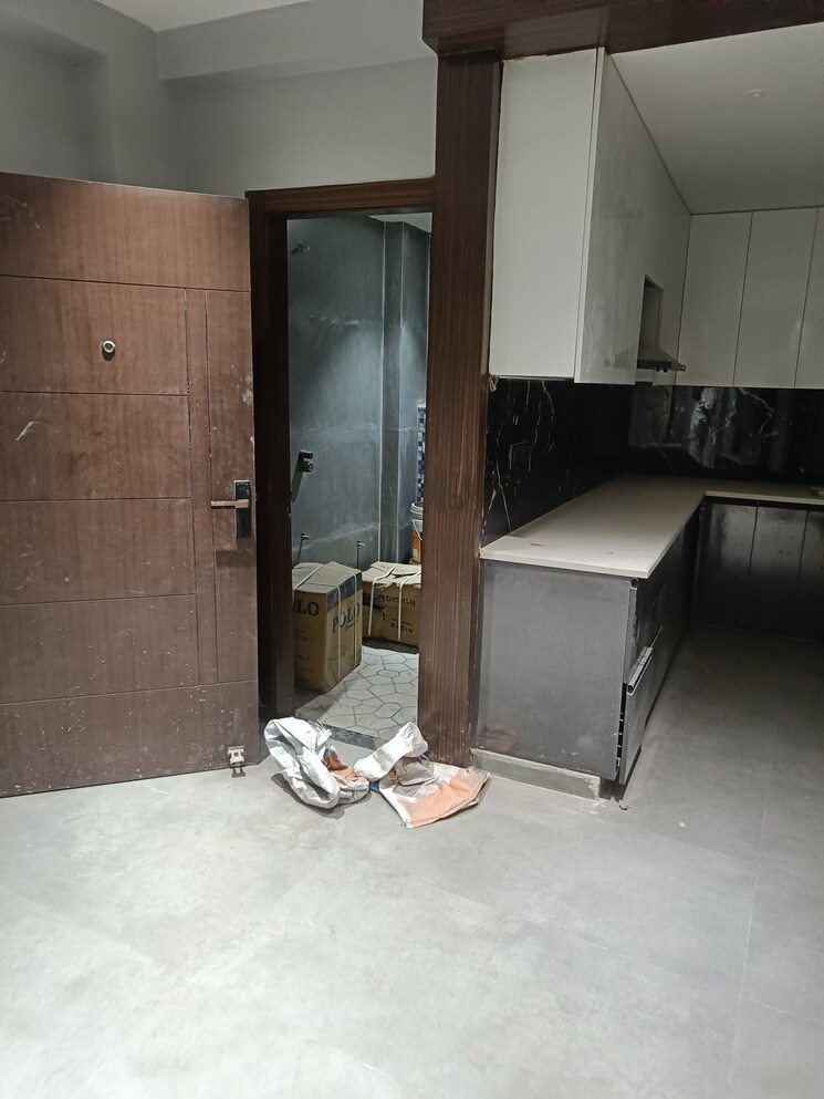 Living Room, samridhi-luxury-homes 2 Bedroom 800 Sq.Ft. Builder Floor In Baraula Noida 9616516