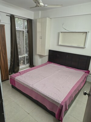 Bedroom in 2 BHK Apartment at Signature Global Andour Height, Sector 71 – for Rent