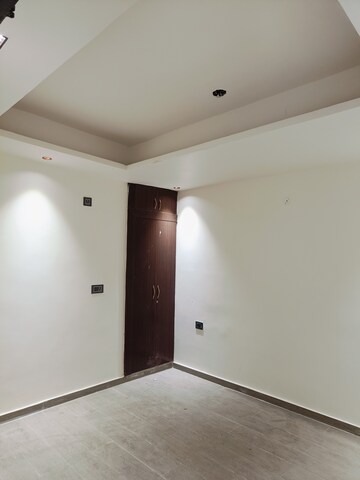 2 BHK Builder Floor For Sale in Samridhi Luxury Homes, Baraula