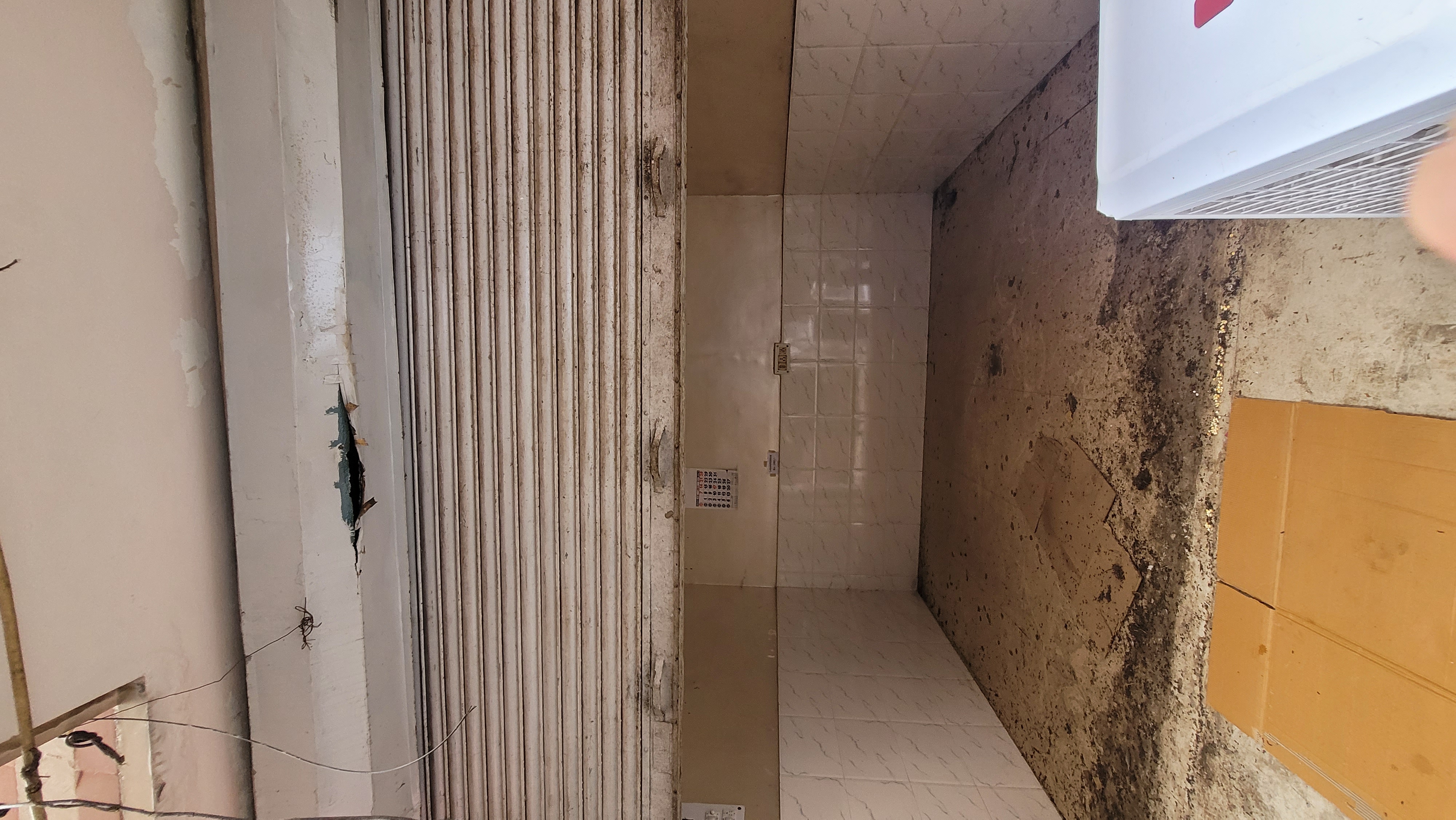 Retail Shop For Sale in 12x10 Size Shop Registere