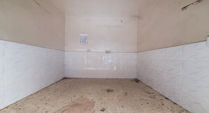 Team Area in  Shop at Dilshad Garden – for Sale