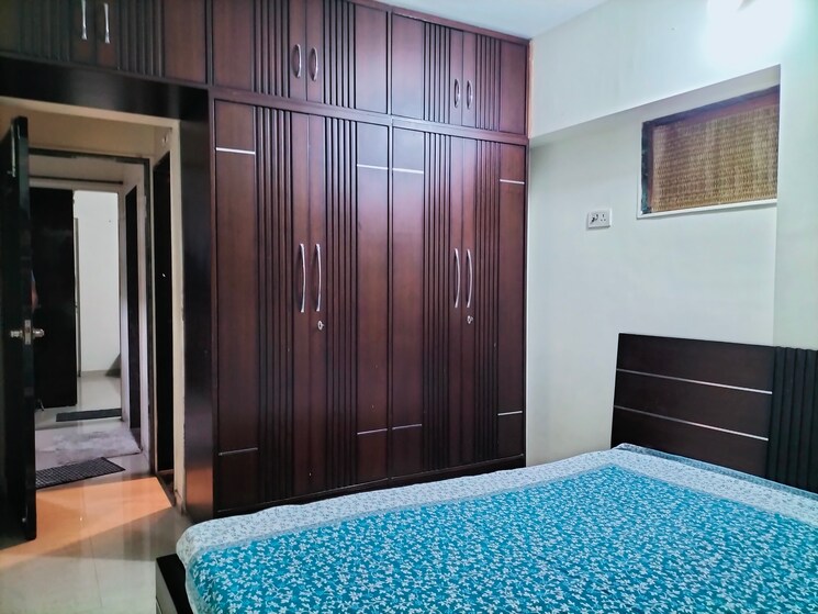 Bedroom, nav-joytiling-chs 3 Bedroom 1000 Sq.Ft. Apartment In Goregaon East Mumbai 9616577