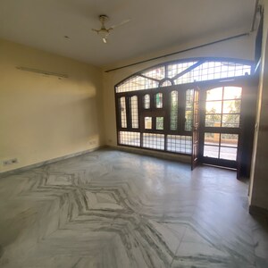 Room in 2 BHK Villa at Sector 21d – for Rent