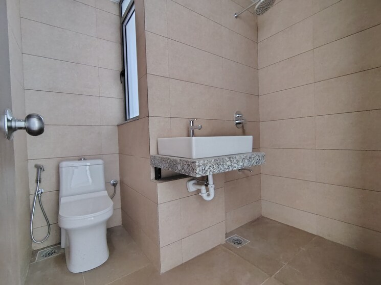Bathroom, kalpataru-immensa-g 3 Bedroom 1150 Sq.Ft. Apartment In Kolshet Road Thane 9616612
