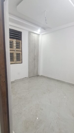 Room in 2 BHK Apartment at UPAVP Ganga Yamuna And Hindon Enclave, Pratap Vihar – for Sale