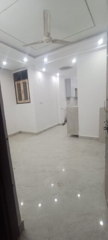 Room in 2 BHK Apartment at UPAVP Ganga Yamuna And Hindon Enclave, Pratap Vihar – for Sale