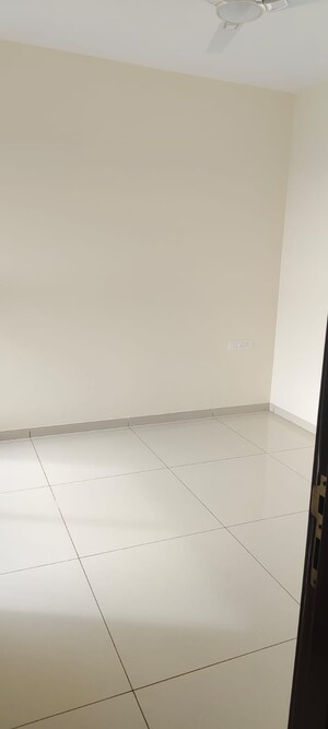 Bedroom in 2 BHK Apartment at Chandak 34 Park Estate, Goregaon West – for Rent