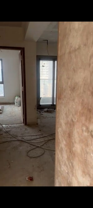 Room in 3 BHK Apartment at Siddha Seabrook, Kandivali West – for Rent