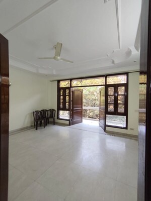 6+ BHK Independent House For Sale in Boutique Residential Apartments C-253, Defence Colony