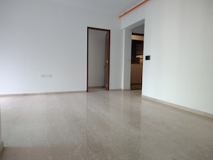 Room in 3 BHK Apartment at Kalpataru Immensa G, Kolshet Road – for Rent