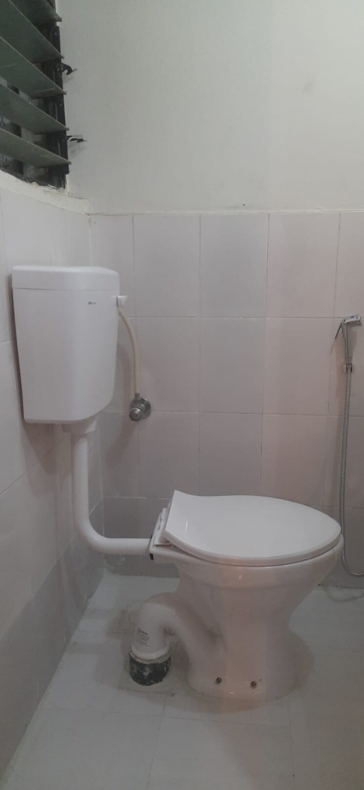 Bathroom, akash-pooja-garden 1 Bedroom 644 Sq.Ft. Apartment In Wadegaon Pune 9616670