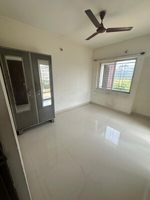 Room in 1 BHK Apartment at Arunaren Residency, Kharadi – for Rent