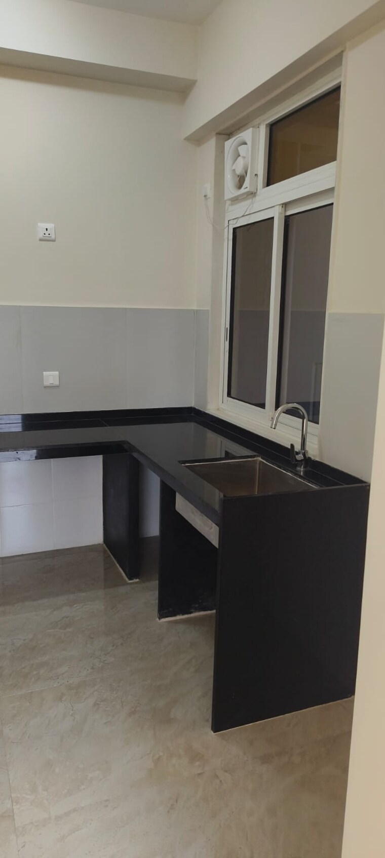 Kitchen, tata-serein 2 Bedroom 710 Sq.Ft. Apartment In Pokhran Road No Two Thane 9616711