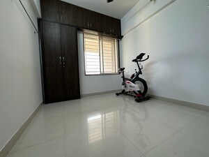 Room in 2 BHK Apartment at Venkatesh Graffiti, Keshav Nagar – for Rent