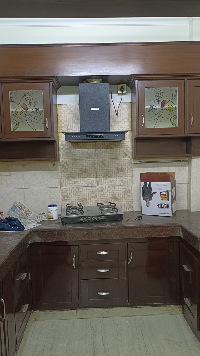 Kitchen, new rajinder nagar 3 Bedroom 910 Sq.Ft. Builder Floor In New Rajinder Nagar Delhi 9616771