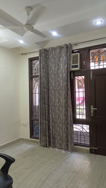 Living Room in 3 BHK Builder Floor at New Rajinder Nagar – for Sale