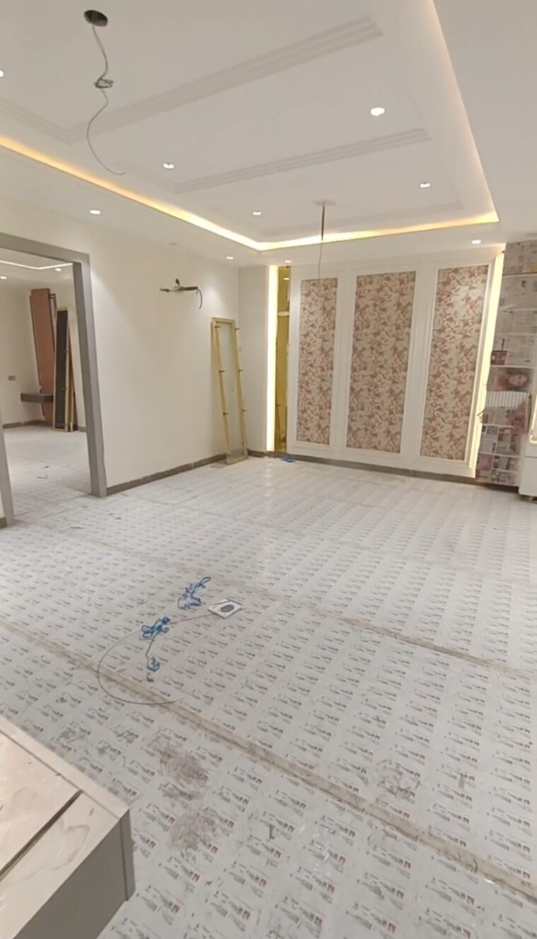 Living Room, vivek vihar phase 1 3 Bedroom 1800 Sq.Ft. Builder Floor In Vivek Vihar Phase 1 Delhi 9616780