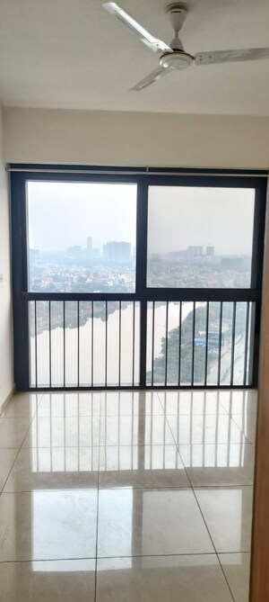 Room in 1 BHK Apartment at Duville Riverdale Suites, Kharadi – for Rent