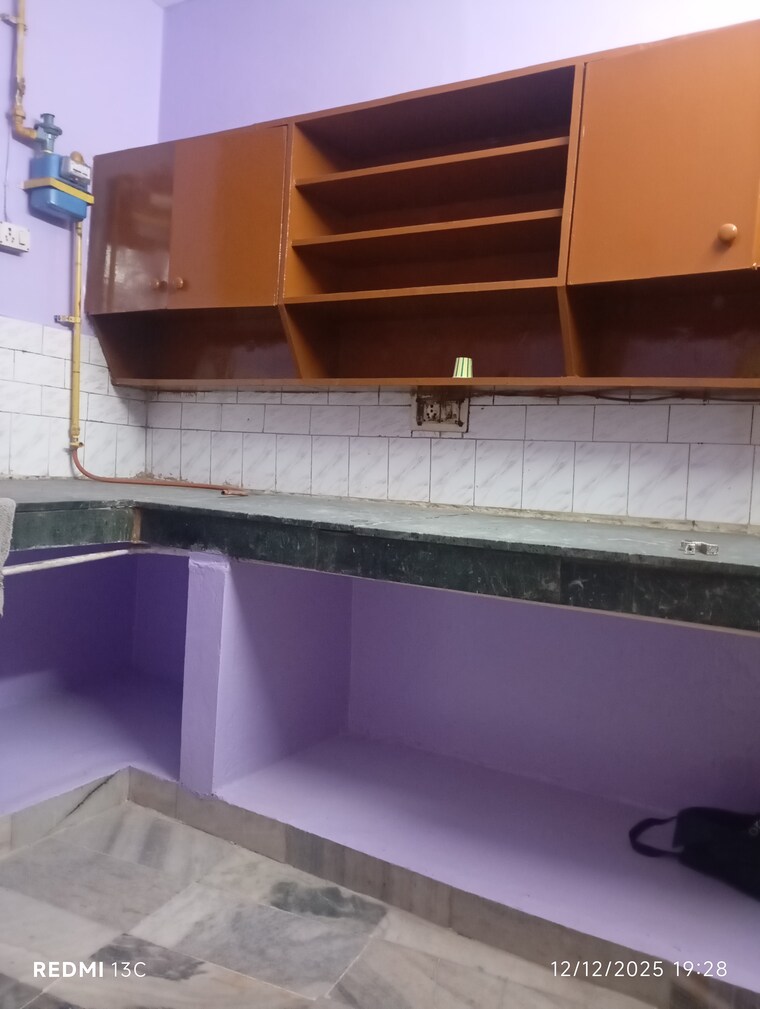 Kitchen, savitri nagar 2 Bedroom 750 Sq.Ft. Builder Floor In Savitri Nagar Delhi 9616800