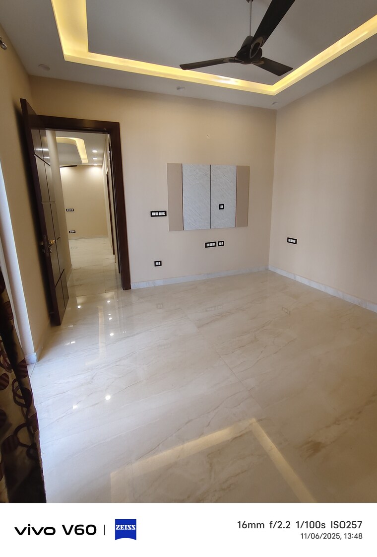 Room, rwa-apartments-sector-41 3 Bedroom 1500 Sq.Ft. Independent House In Sector 41 Noida 9616804