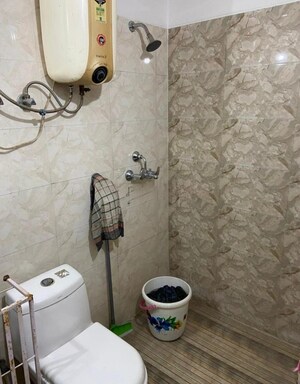 Master Bedroom in 2.5 BHK Apartment at VVIP Homes, Gaur City 2 – for Rent