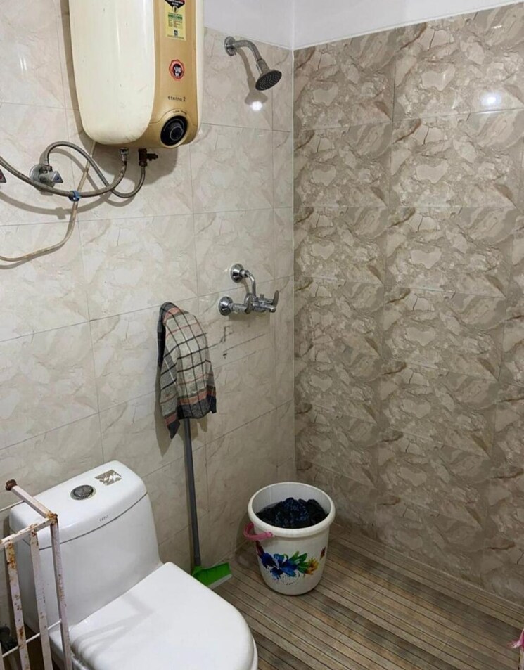 Master Bedroom, vvip-homes 2.5 Bedroom 1230 Sq.Ft. Apartment In Gaur City 2 Greater Noida 9616806