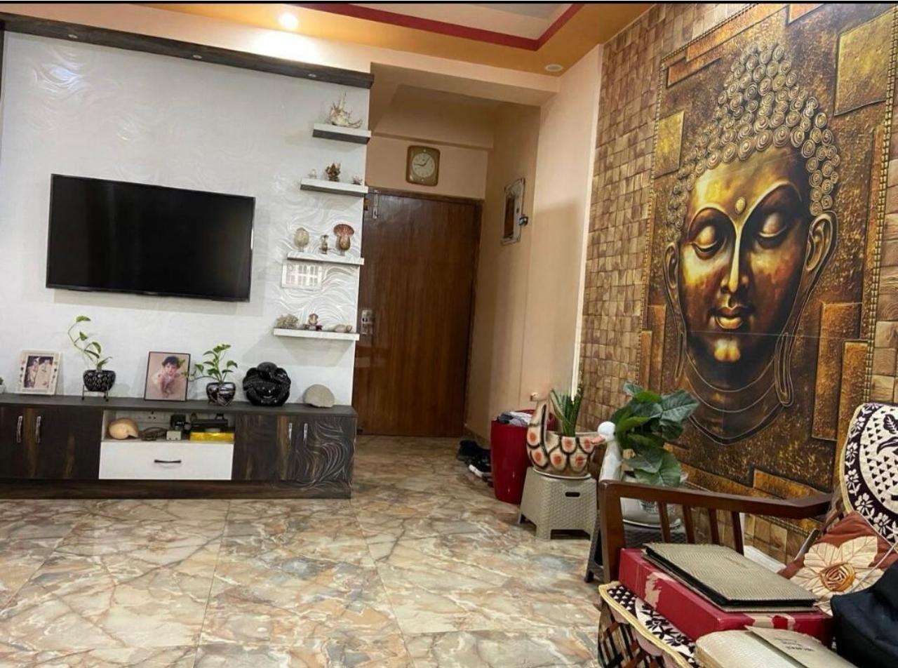 2.5 BHK Apartment For Rent in VVIP Homes