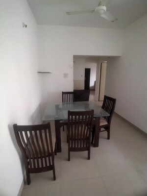 Room in 2 BHK Apartment at Kumar Palmgrove, Kondhwa – for Sale