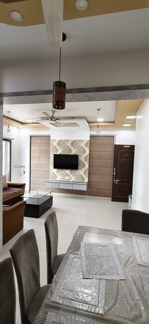 Team Area in 2 BHK Apartment at Kumar Primavera, Wadgaon Sheri – for Rent