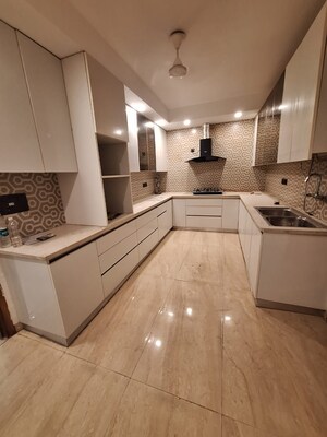 Kitchen in 4 BHK Builder Floor at Sector 42 – for Rent