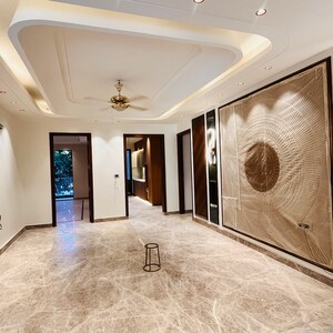 Building Lobby in 4 BHK Builder Floor at Nirvana Country Birch Court, Nirvana Country – for Sale