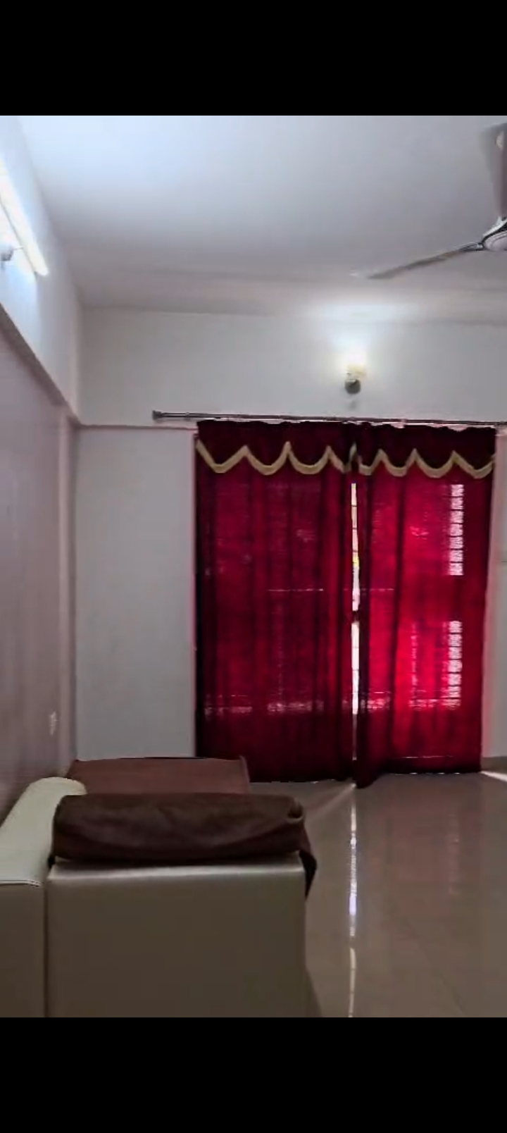 2 BHK + Pooja Room Apartment For Rent in Kalpataru Serenity