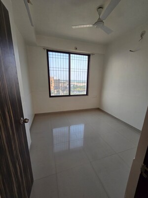 Room in 3 BHK Apartment at Harni – for Rent