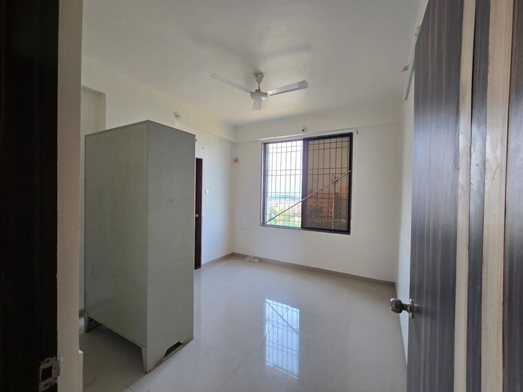 Room, harni 3 Bedroom 1550 Sq.Ft. Apartment In Harni Vadodara 9616850
