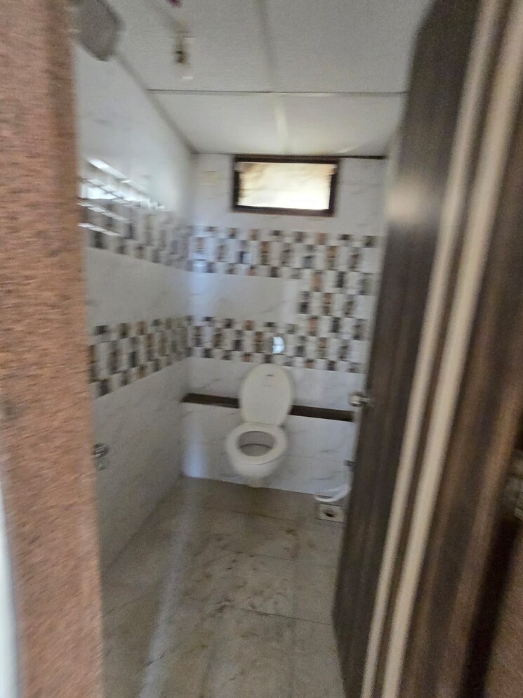 Bathroom, harni 3 Bedroom 1550 Sq.Ft. Apartment In Harni Vadodara 9616850