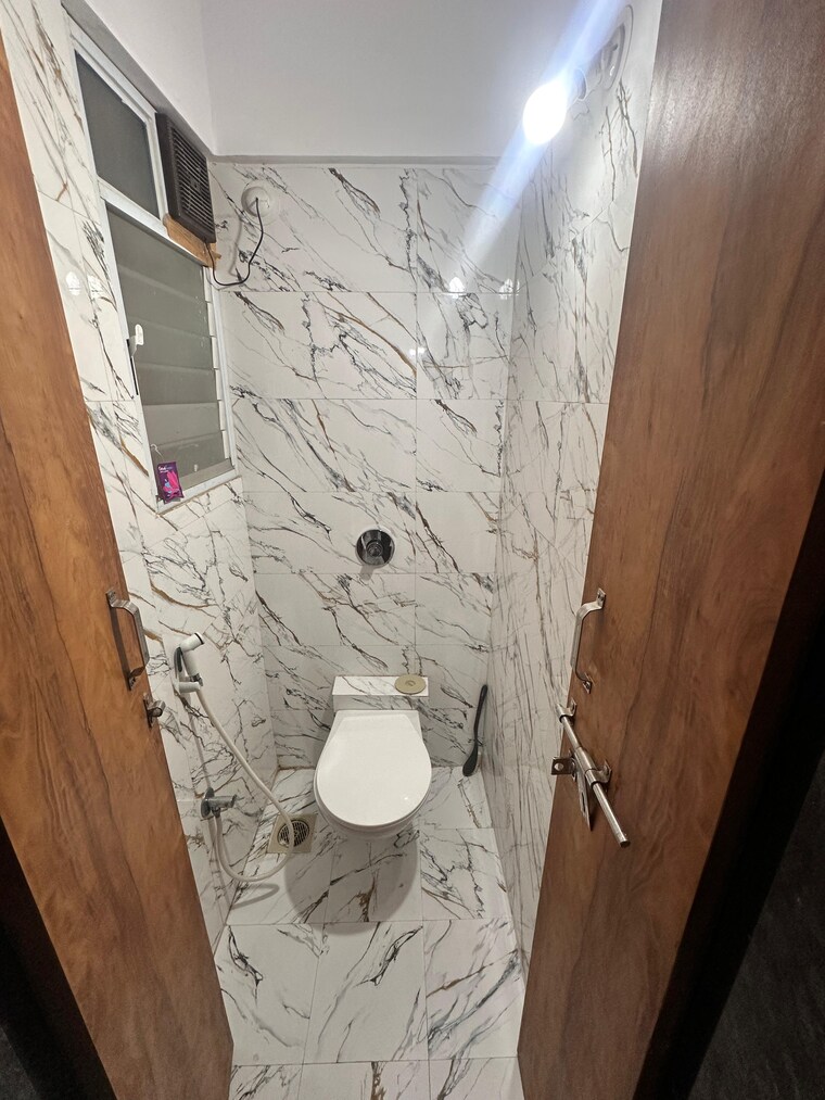 Bathroom, wadgaon sheri 1 Bedroom 530 Sq.Ft. Apartment In Wadgaon Sheri Pune 9616874