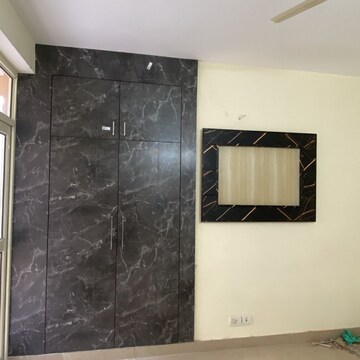 Furnished Amenities in 3 BHK Apartment at Ushay Towers, New Tara Nagar – for Rent