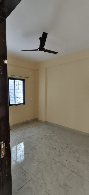 Room in 2 BHK Apartment at Wadgaon Sheri – for Rent
