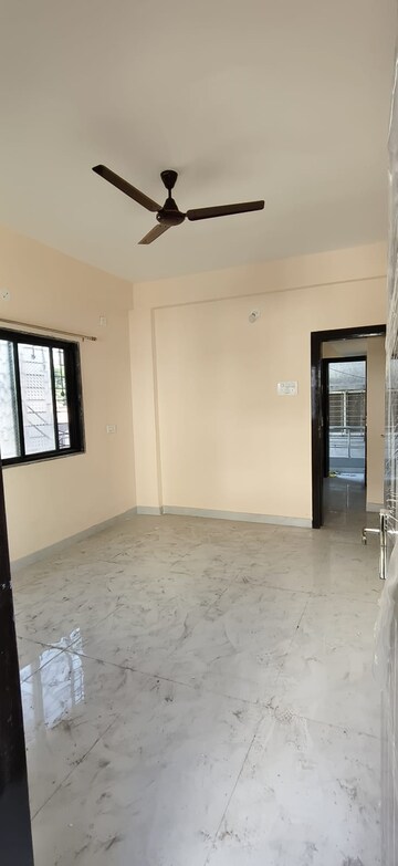 Room in 2 BHK Apartment at Wadgaon Sheri – for Rent