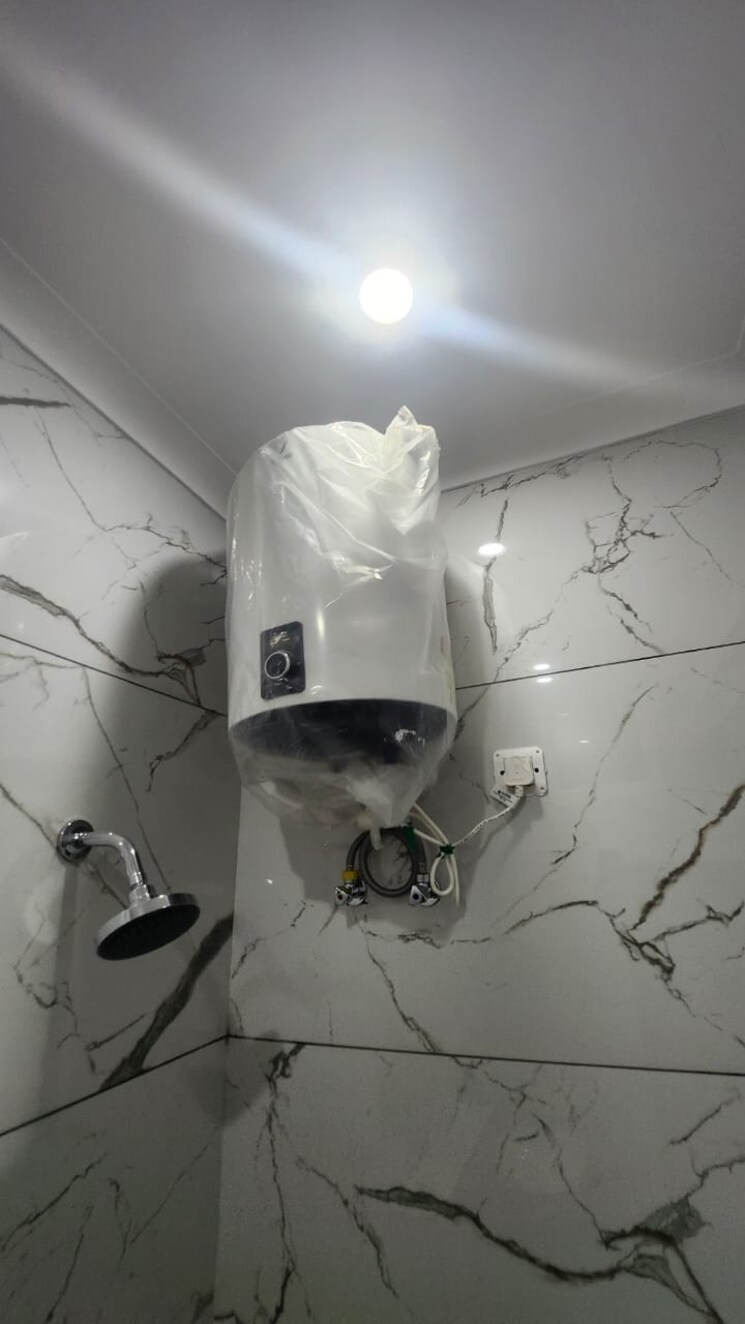 Bathroom, aura-homes 1 Bedroom 650 Sq.Ft. Apartment In Patiala Road Zirakpur 9616924