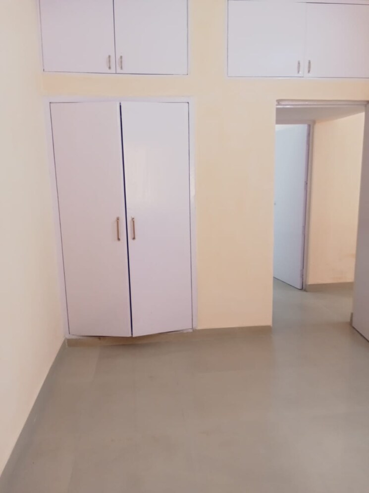 Room, mayur vihar phase 1 2 Bedroom 850 Sq.Ft. Builder Floor In Mayur Vihar Phase 1 Delhi 9616932