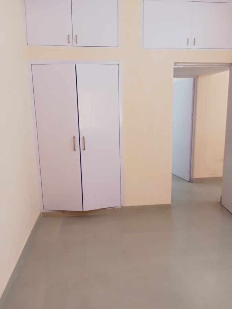 Room, mayur vihar phase 1 2 Bedroom 850 Sq.Ft. Builder Floor In Mayur Vihar Phase 1 Delhi 9616932