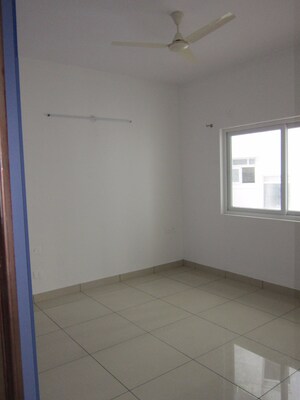 Room in 2.5 BHK Apartment at Prestige Sunrise Park Brichwood, Electronic City Phase I – for Sale