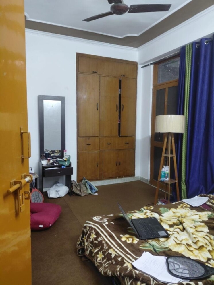 Living Room, kesar-garden-apartments 2 Bedroom 900 Sq.Ft. Apartment In Sector 48 Noida 9616999